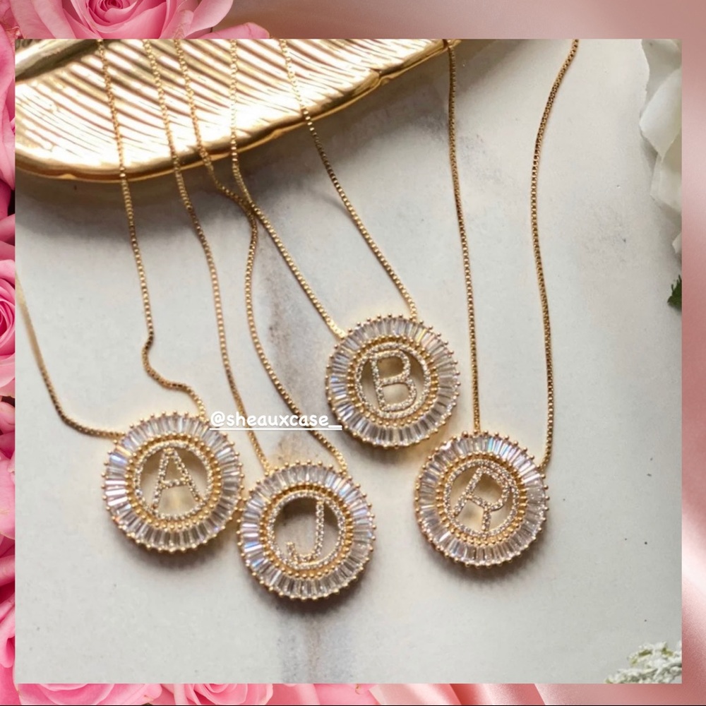 Single initial necklace